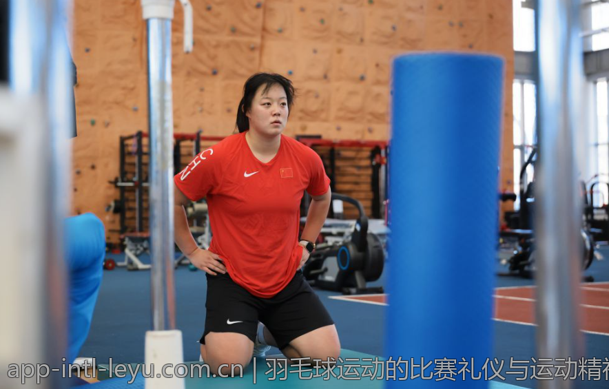 羽毛球运动的比赛礼仪与运动精神培养