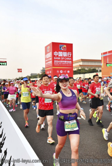 羽毛球比赛中发球高度违规的常见误区与纠正措施